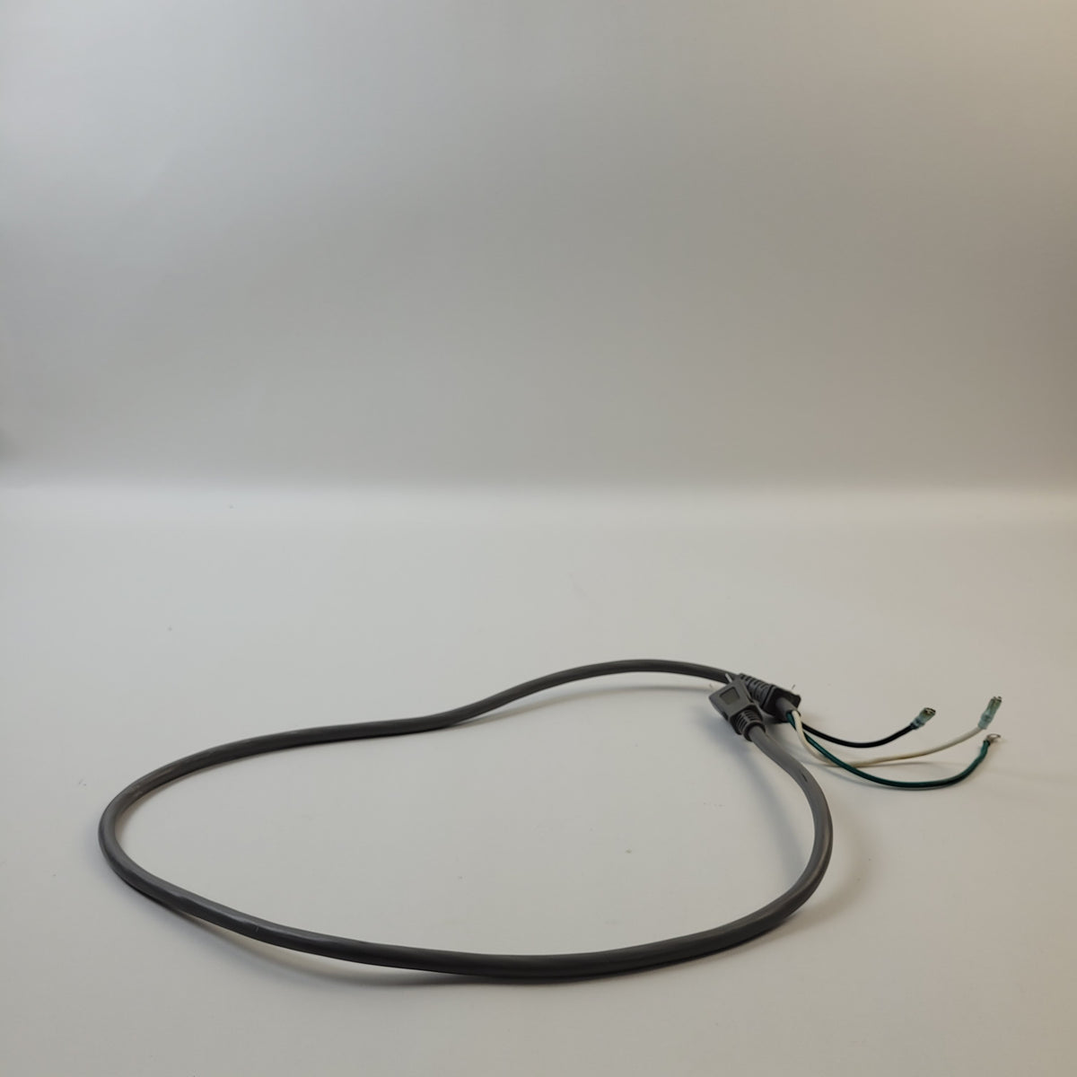Electrolux Microwave Power Cords 5304520015