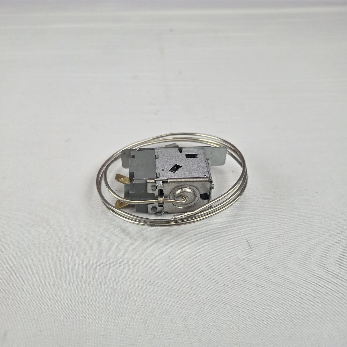 Frigidaire Refrigerator & Freezer Misc. Parts 241537104