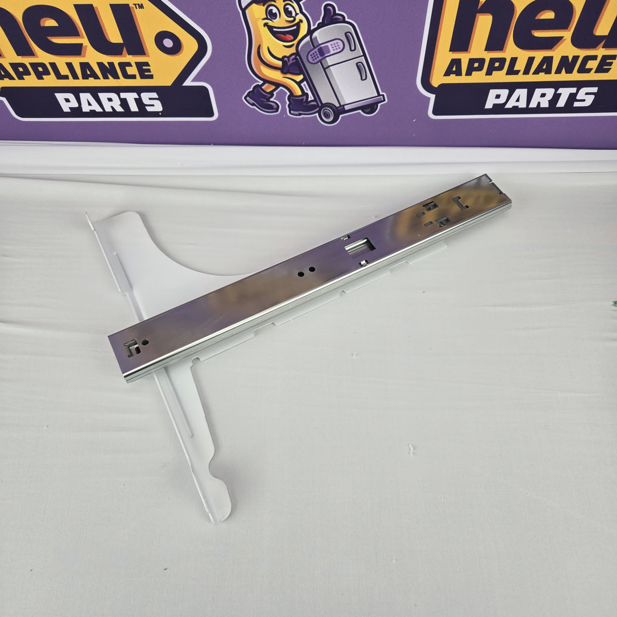 Whirlpool Refrigerator & Freezer Rails WPW10330994