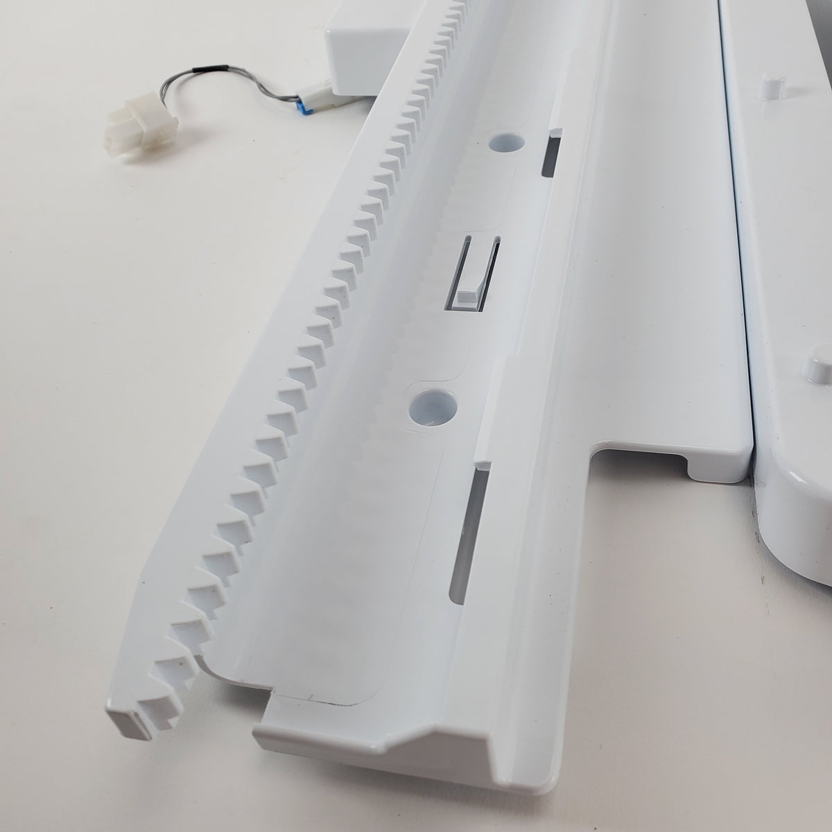 LG Refrigerator & Freezer Rails AEC73977405
