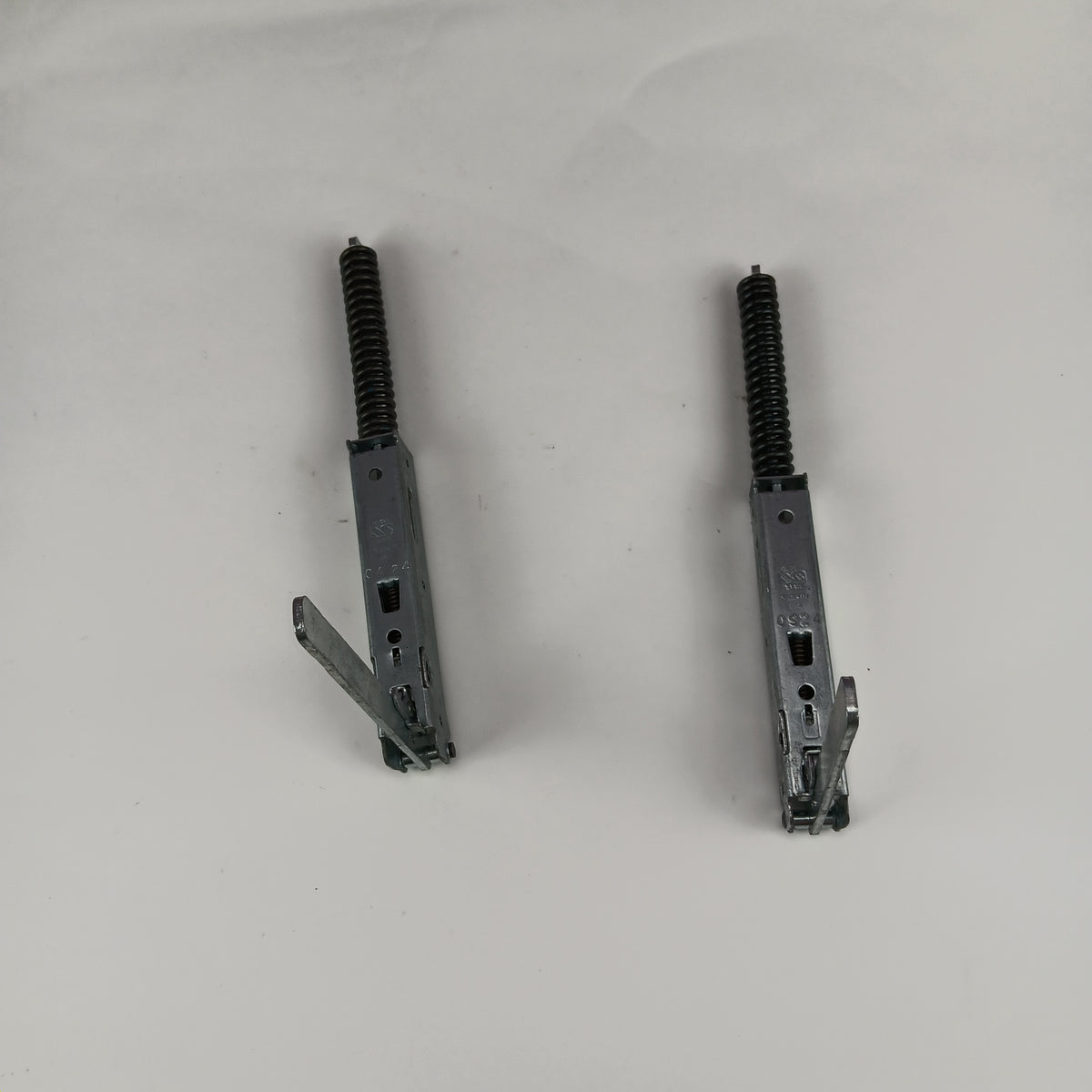 Electrolux Range Hinges 5304533841