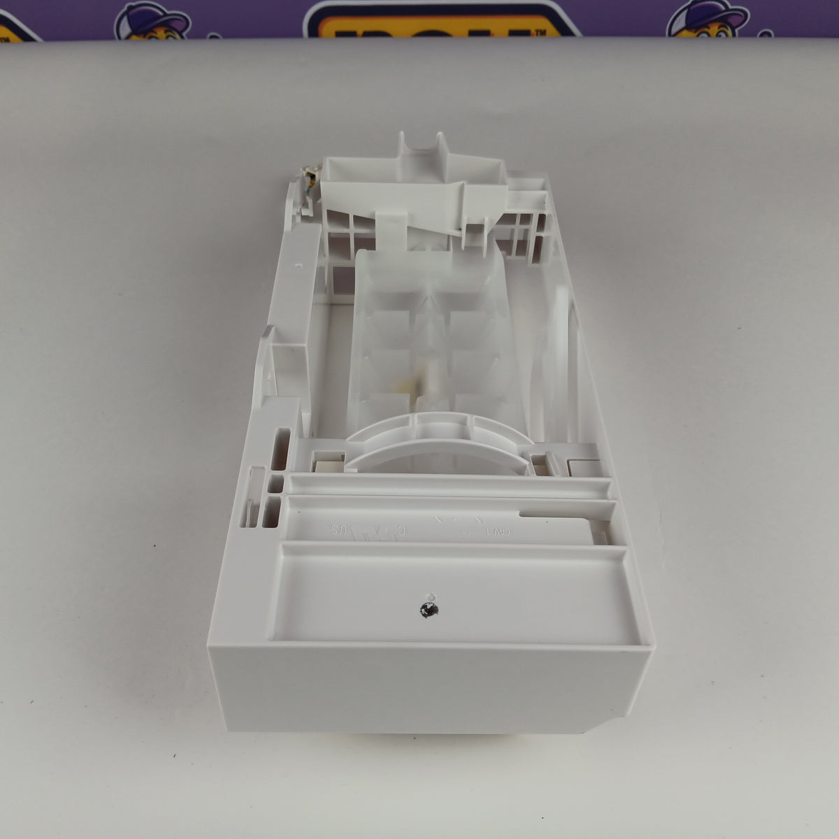 Frigidaire Refrigerator & Freezer Ice Makers A13740203