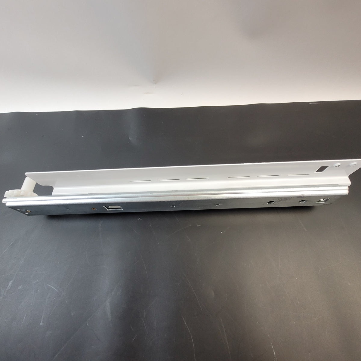 Samsung Refrigerator & Freezer Rails DA97-08806B