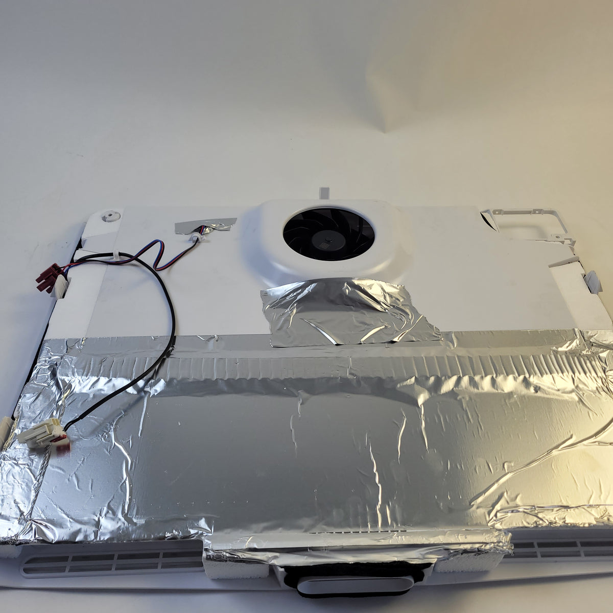 Frigidaire Refrigerator & Freezer Misc. Parts 4056015565