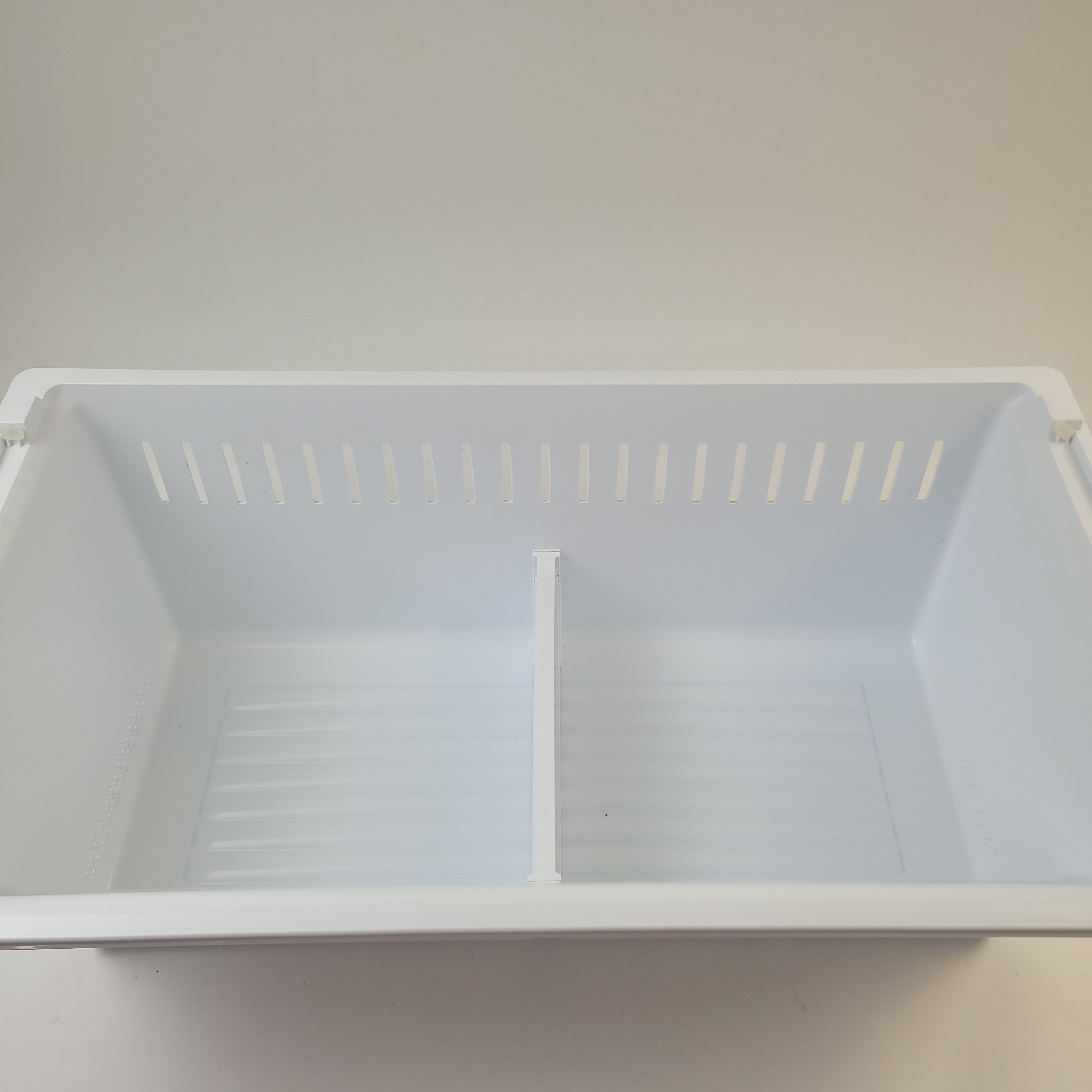 Kenmore Refrigerator & Freezer Drawers / Crisper Drawers GA000165801