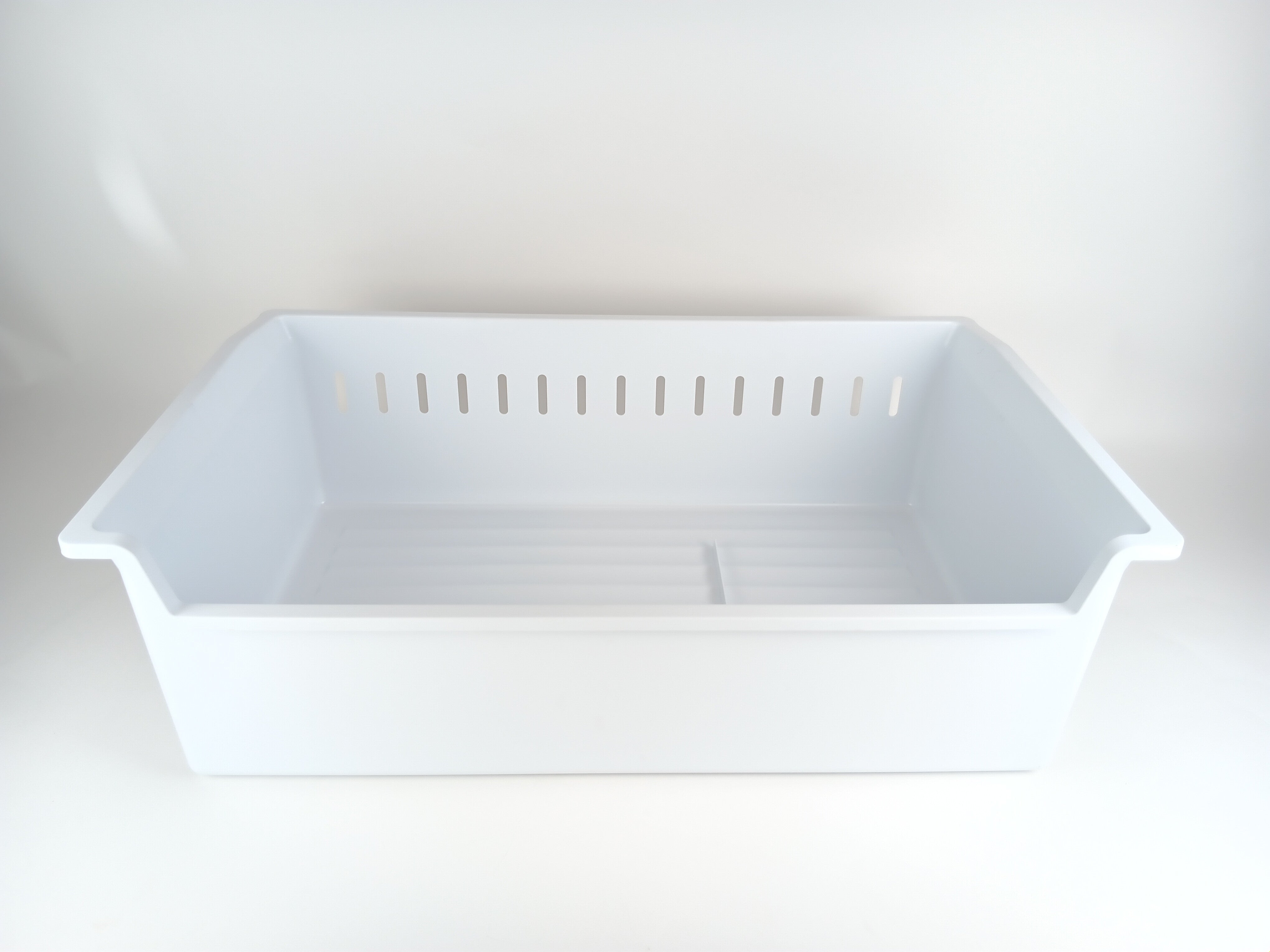 Hisense Refrigerator & Freezer Drawers / Crisper Drawers K2137983
