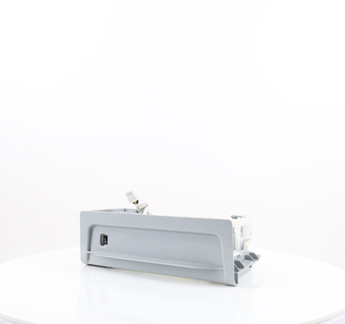 Whirlpool Refrigerator & Freezer Ice Makers W11557001