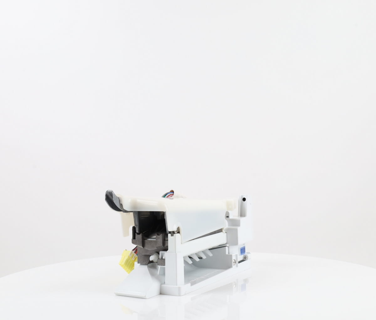Samsung Refrigerator & Freezer Ice Makers DA97-13718C