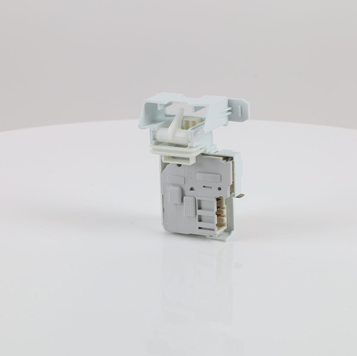 Electrolux Dishwasher Latches / Locks / Strikes 137353300
