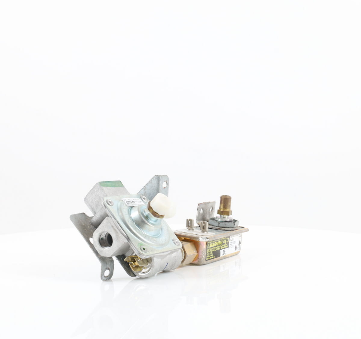 GE Range Valves  WB19K10044