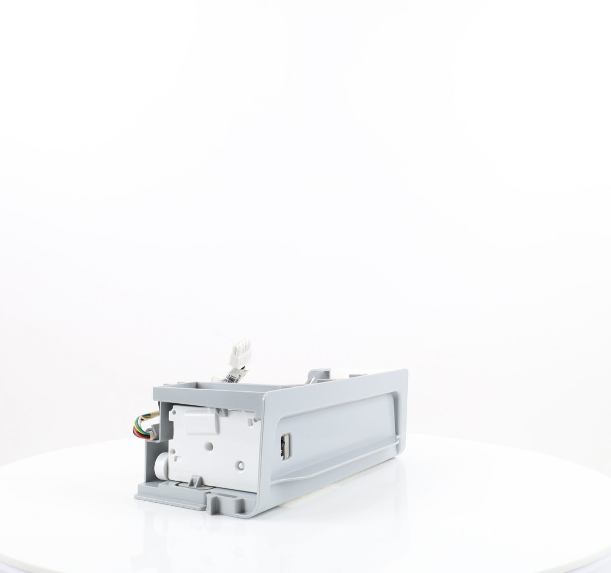 Whirlpool Refrigerator & Freezer Ice Makers W11557001