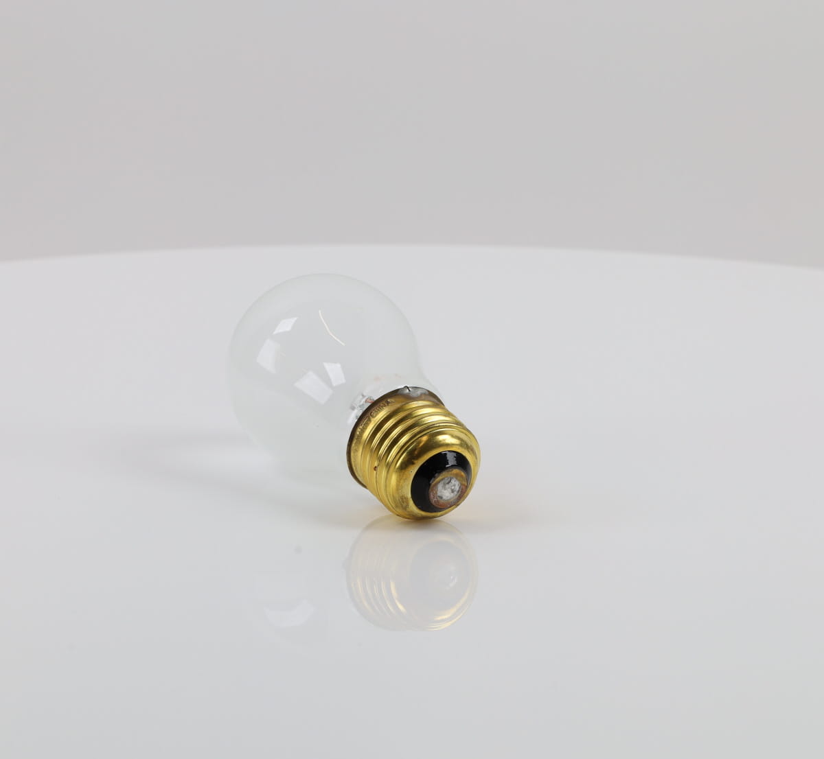 Whirlpool Refrigerator & Freezer Light Bulbs / LEDs 8009