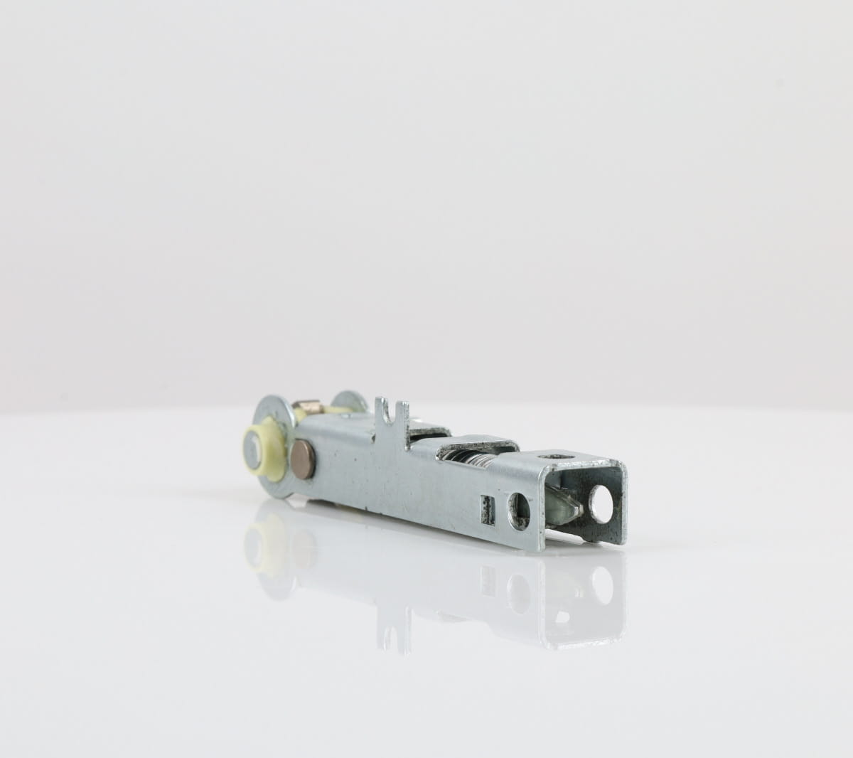 Frigidaire Refrigerator & Freezer Misc. Parts 5304526202