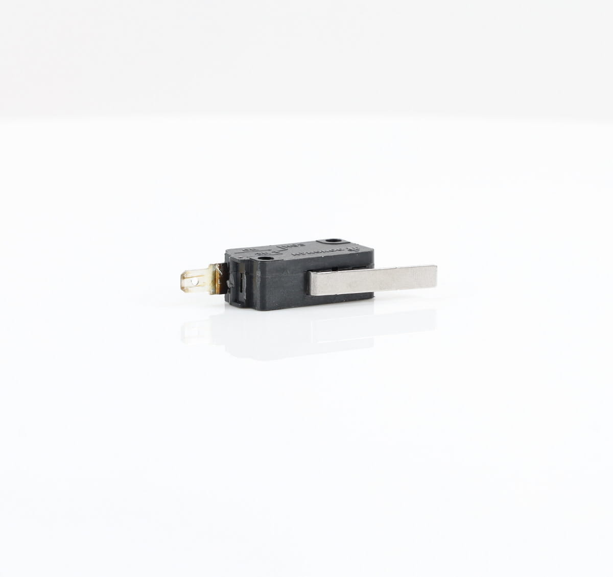 Whirlpool Refrigerator & Freezer Switches W11087492