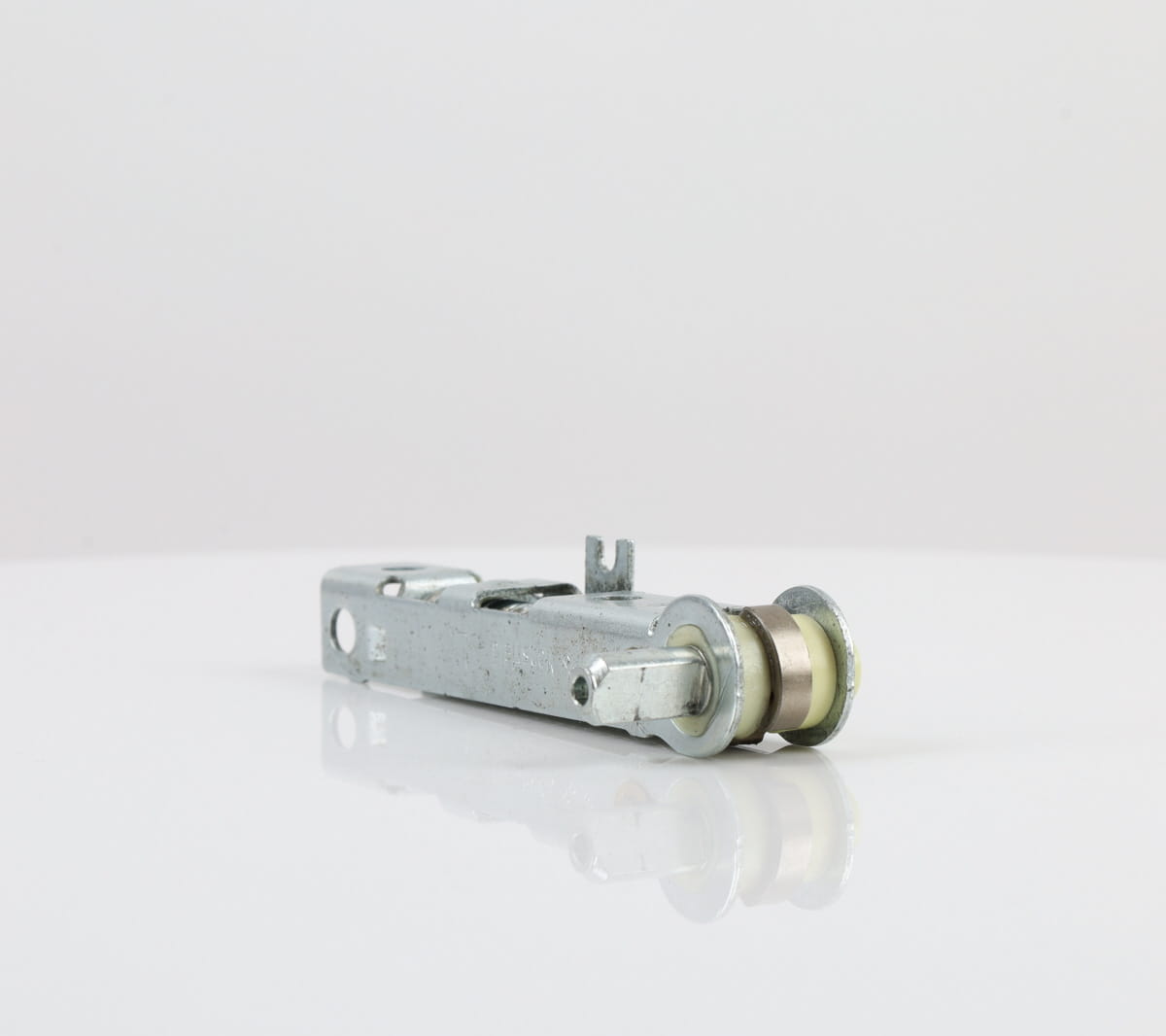 Frigidaire Refrigerator & Freezer Misc. Parts 5304526202